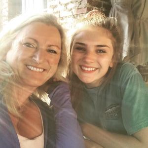 Meet your Posher, Maxine